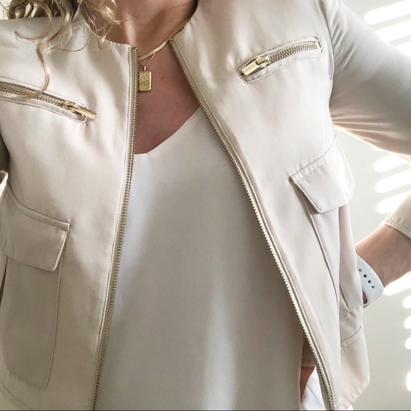 H&M Classy Zip Up Jacket - Picture 2 of 9